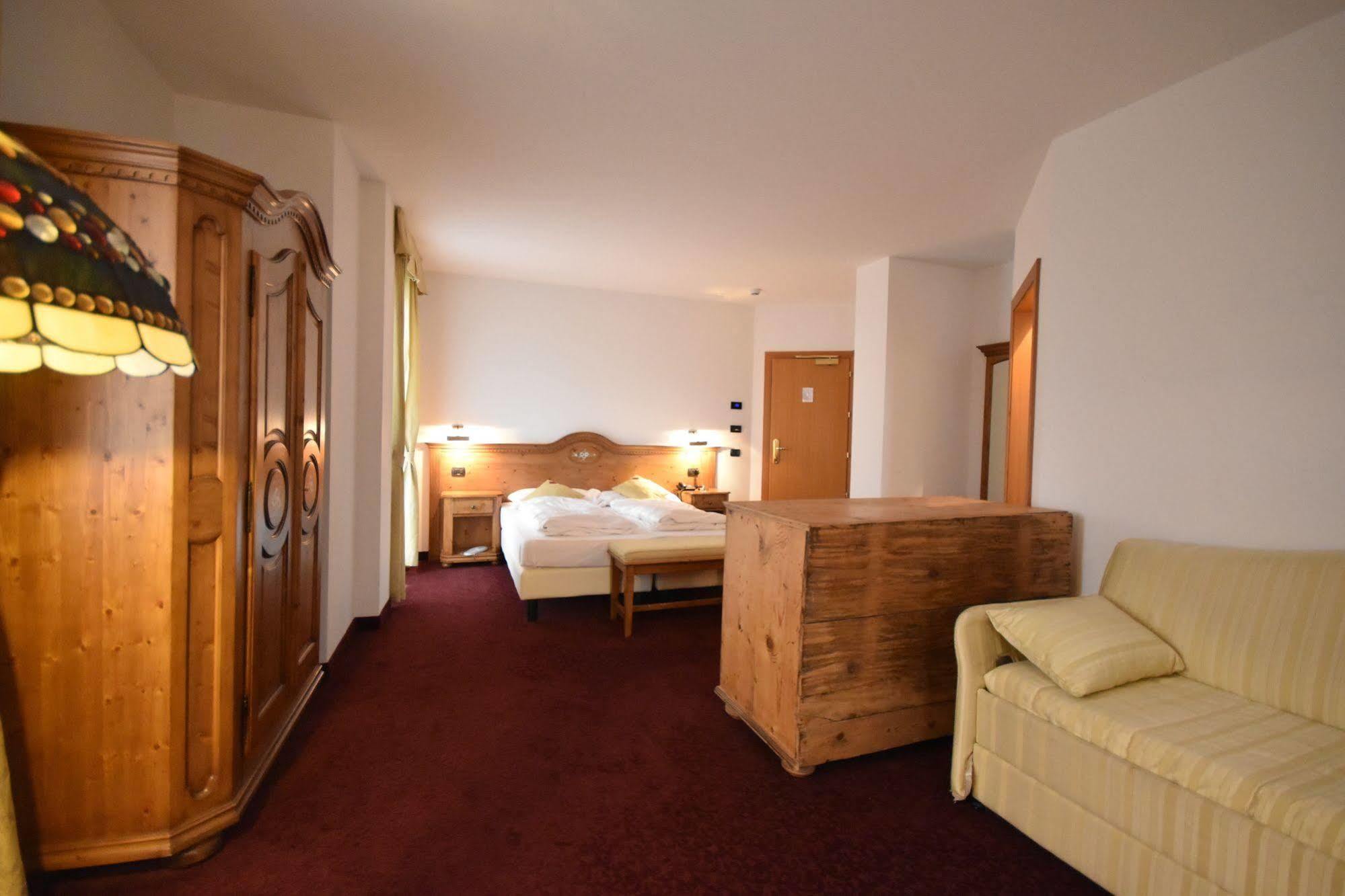 Folgaria Post Hotel Εξωτερικό φωτογραφία
