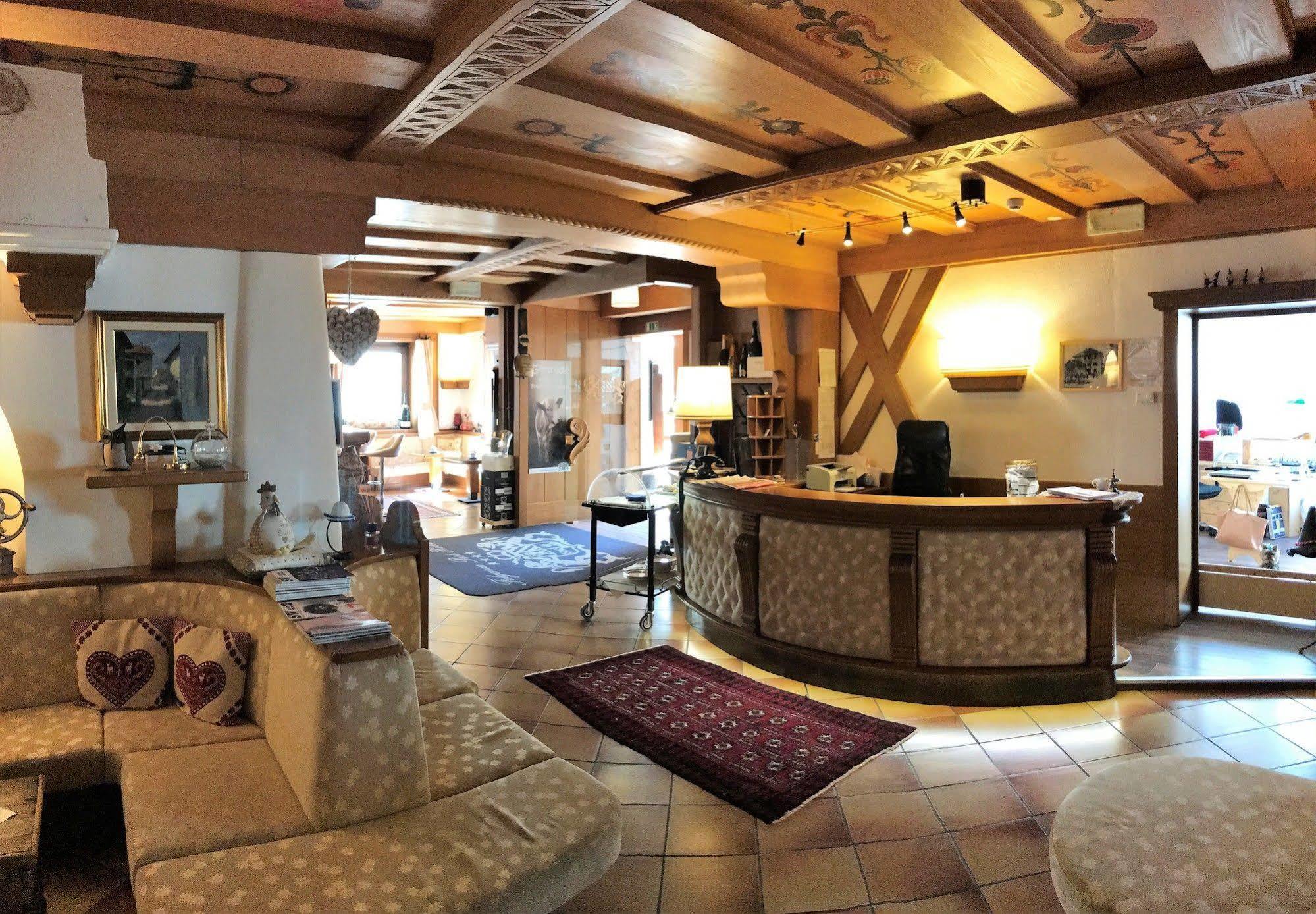 Folgaria Post Hotel Εξωτερικό φωτογραφία